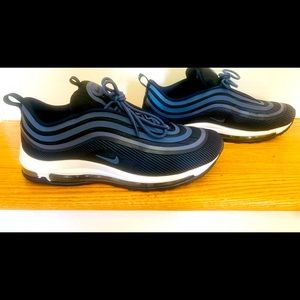 Nike AirMax 97